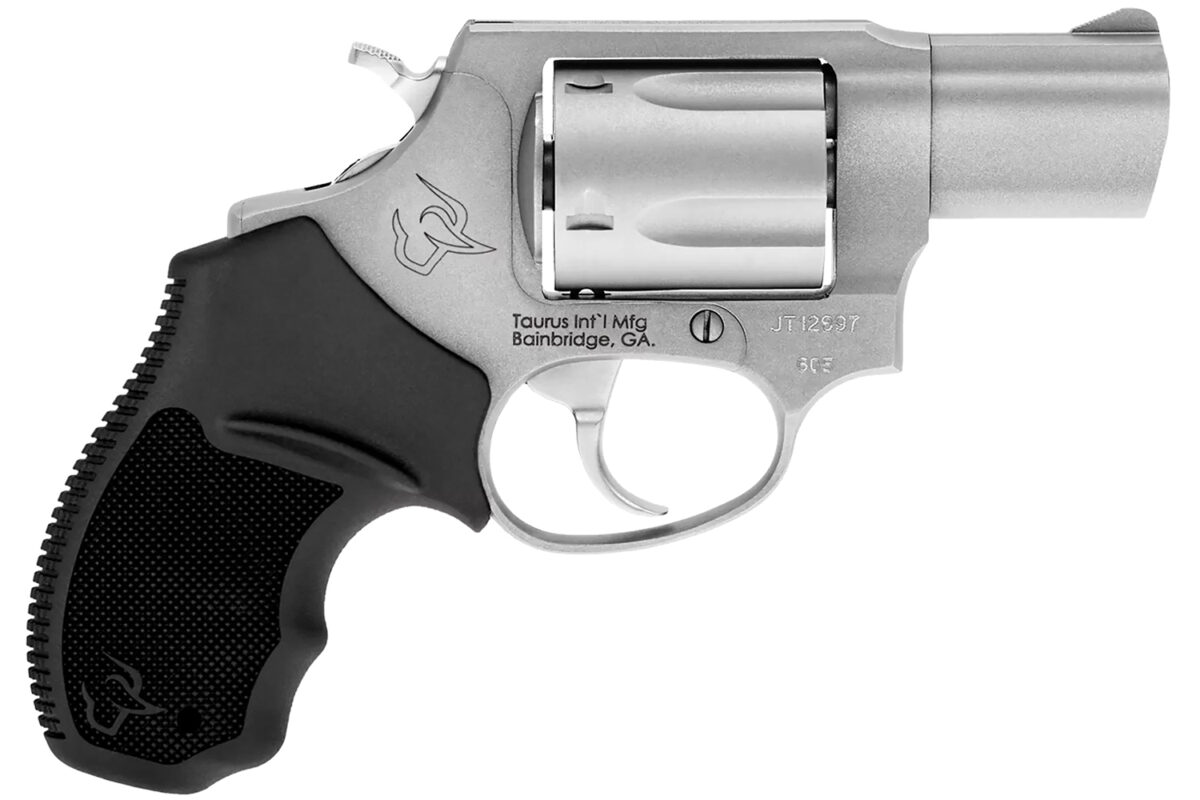 Taurus 2605029TW 605 Small Frame 357 Mag/38 Special +P 5rd 2" Matte Stainless Steel Barrel, Cylinder & Frame, Walnut Grips, Transfer Bar Safety 1 164293