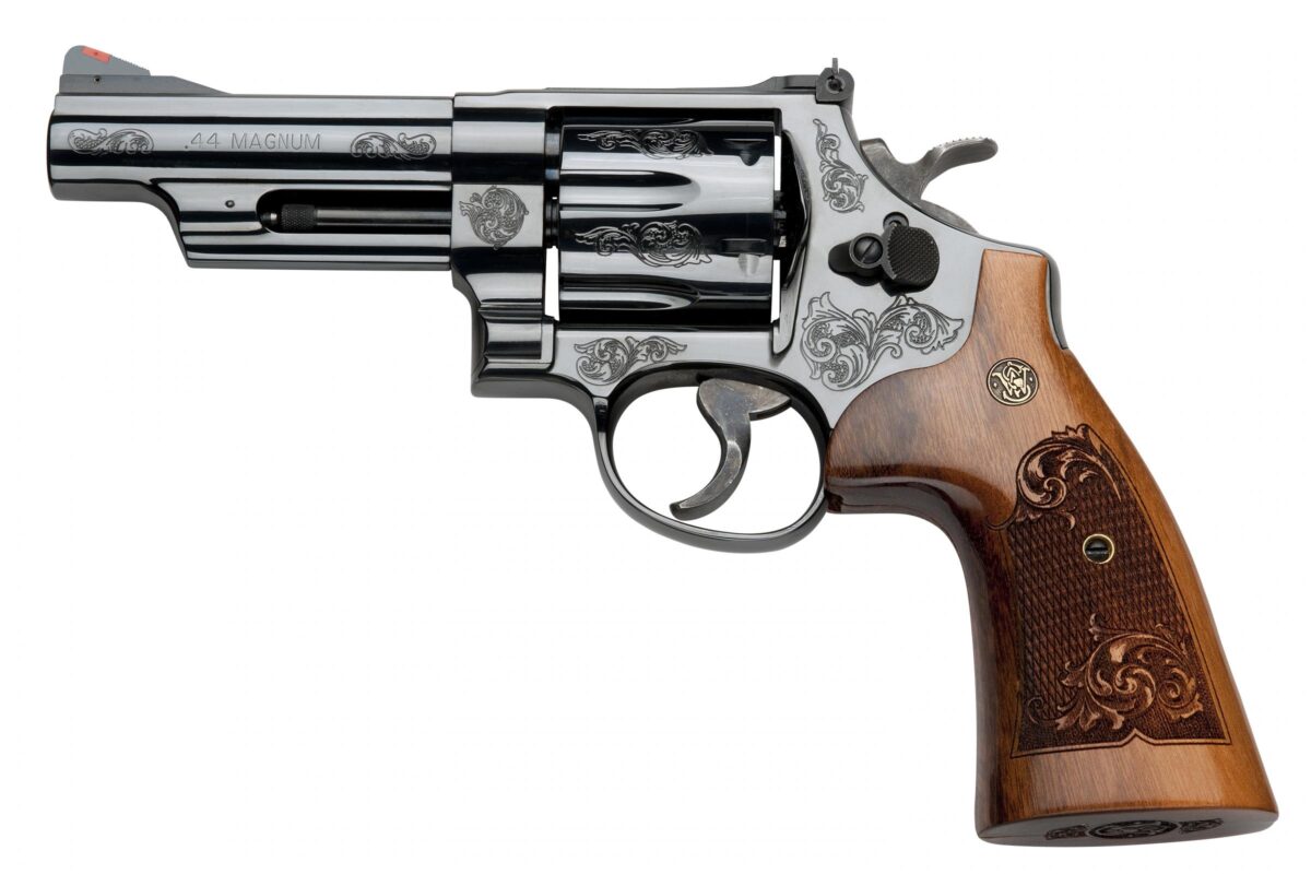 SMITH AND WESSON 29 ENGRAVED 44M/44S BL/WD 4" 1 SM150783