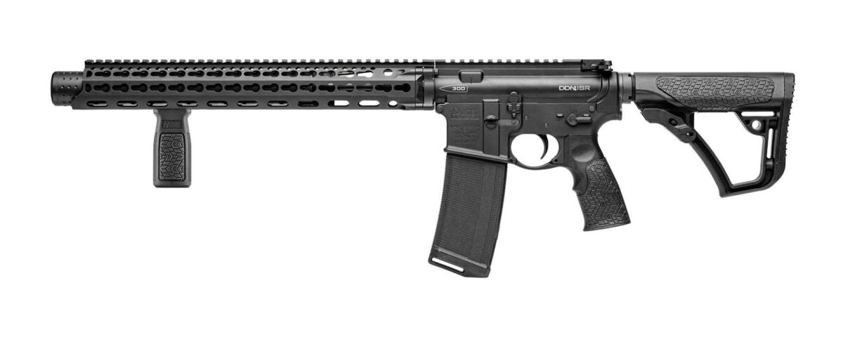 DANIEL DEFENSE DDM4 ISR 300BLK 16" BLACK 1 dd021030204147b7