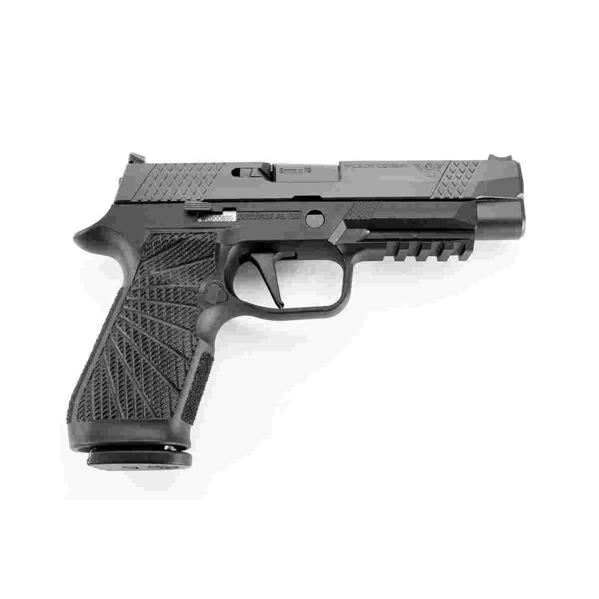 Wilson Combat/SIG P320 Full-Size Handgun 9mm Luger 17rd Magazines (2) 4.7" Barrel Black Grip Module 1 https3A2F2Fmedia.chattanoogashooting.com2Fimages2Fproduct2FWCSIGWCP320F9B2FWCSIGWCP320F9B