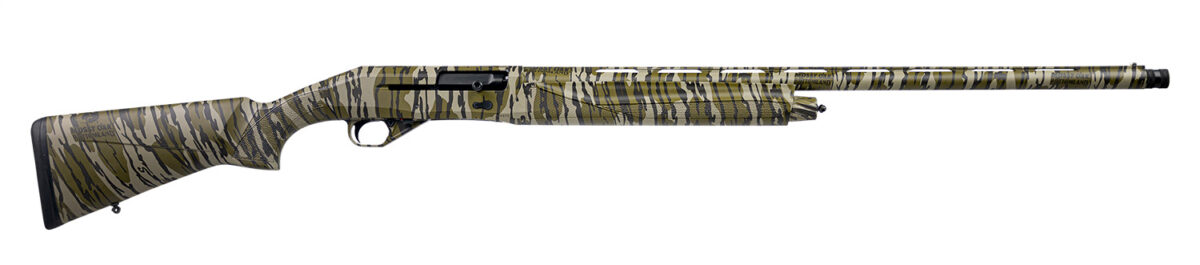 CZ-USA 06137 1020 G2 20 Gauge 3" 4+1 28", Mossy Oak Bottomland Camo, Synthetic Furniture, Bead Front Sight, Oversized Controls, 5 Ext. Chokes, Weaver Optics Mount 1 159108