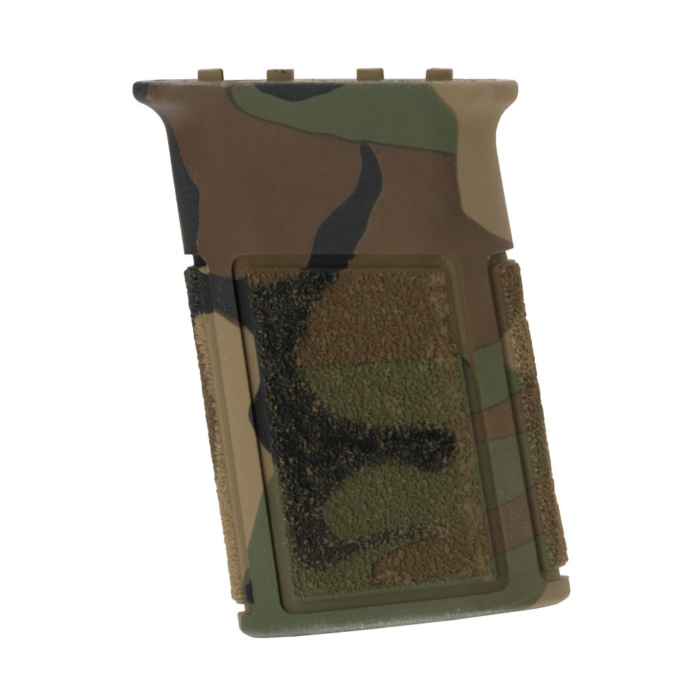 0103704 b5 systems vertical grip m lok compatible woodland 2
