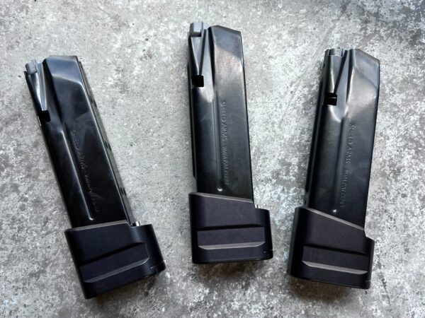 SHIELD ARMS GLOCK MAG EXT. - GREEN - GLOCK19/23 - (+5/9MM) (+4/.40)