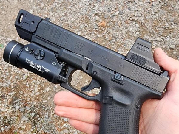 BACKUP TACTICAL GLOCK 19/17 GEN 5 BLACK COMPENSATOR