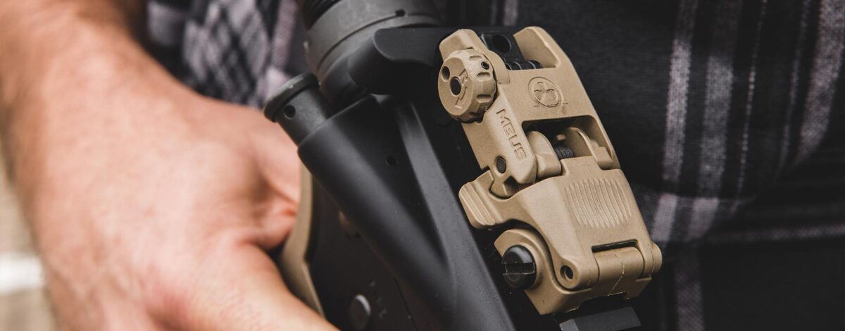 MAG248 Hero Magpul MBUS Sight Rear 01