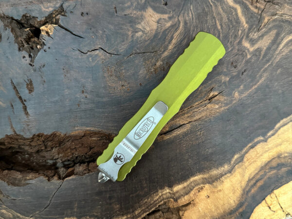 Microtech DIRAC D/E - STONEWASH STANDARD