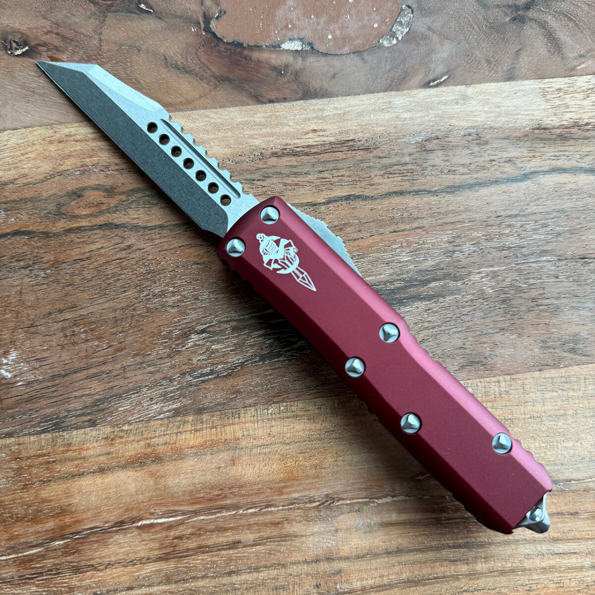 Microtech 719W 10MRS UTX85 Warhound Merlot Stonewash Standard OS 06656.1703790848