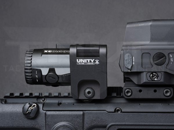 UNITY FAST OMNI FLIP-TO-CENTER MAGNIFIER TALL MOUNT - BLACK (FST-OMB)
