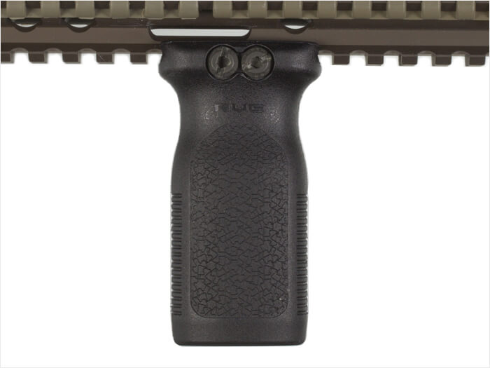 mag412 feature magpul rvg rail vertical grip 01