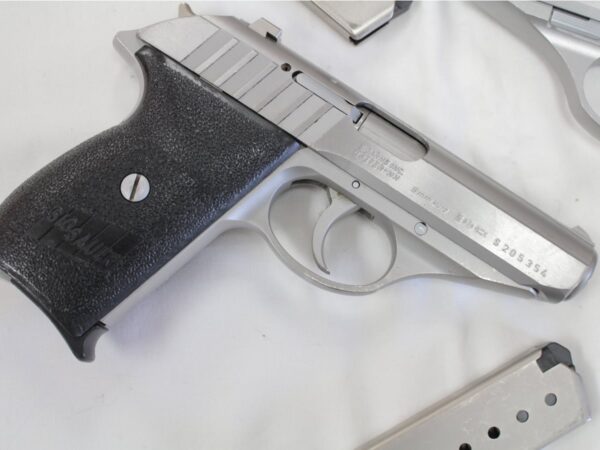 SIG SAUER P232 - .380 ACP PISTOL